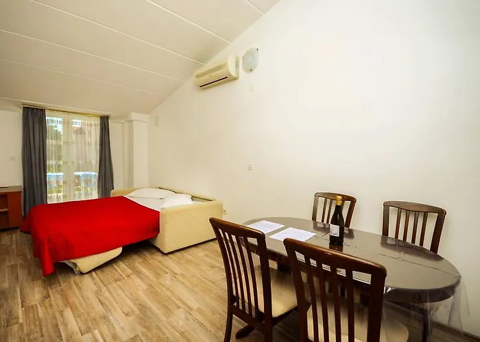 Apartments Romano
