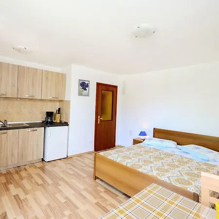 Apartment Apartments Romano *