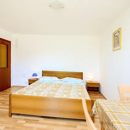 Apartment Apartments Romano *