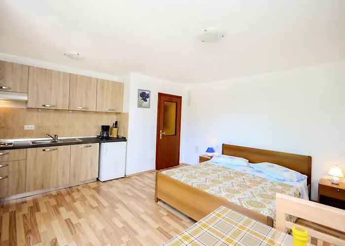 Apartman Apartments Romano *